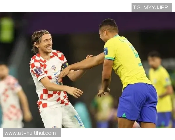 罗德里戈晒与莫德里奇合照为其庆生，并配文：爸爸，我想你